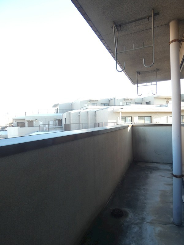 レジデンス金子 ベランダ