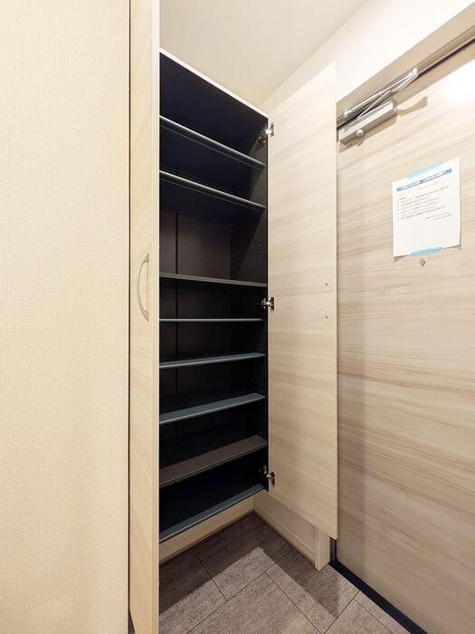 セレスティア一ツ家 玄関