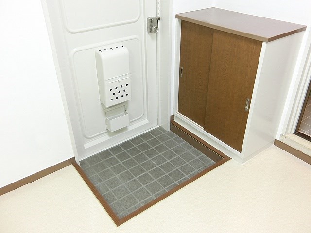 第２ナカヤビル 玄関