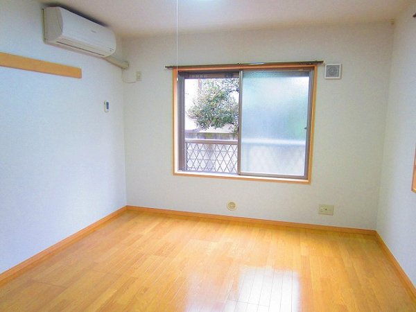 フロムファースト リビング