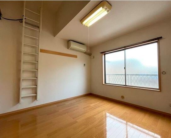 フロムファースト ベッドルーム