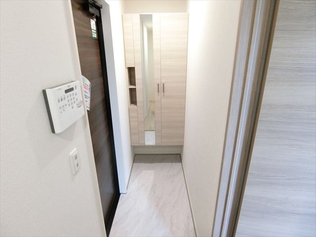 セレスティア八広 玄関