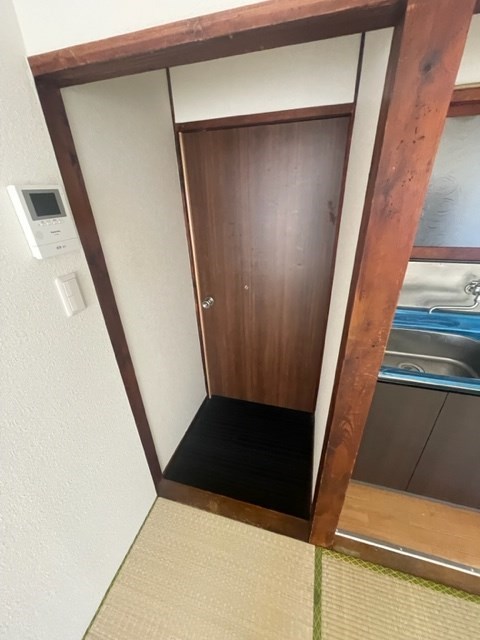 山文荘 玄関