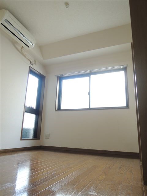 村田ビル ベッドルーム