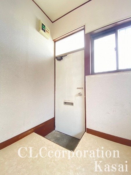 ハイコーポ南行徳 玄関