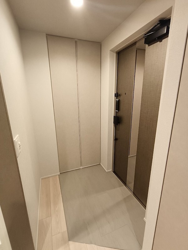 ザ・ライオンズフォーシア町屋 玄関