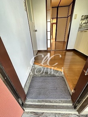 陽光荘   玄関