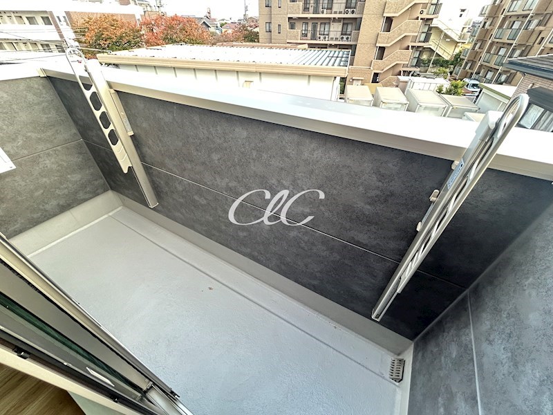 Woody Chaleur ベランダ