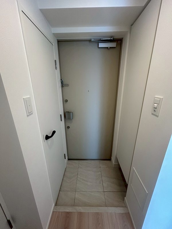 クラリティア西日暮里 玄関