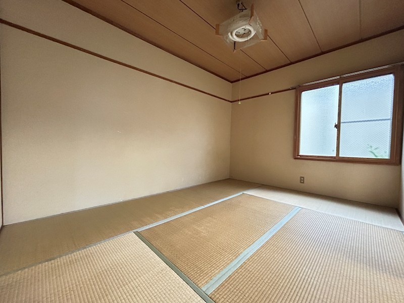 スクウェアホームズ ベッドルーム