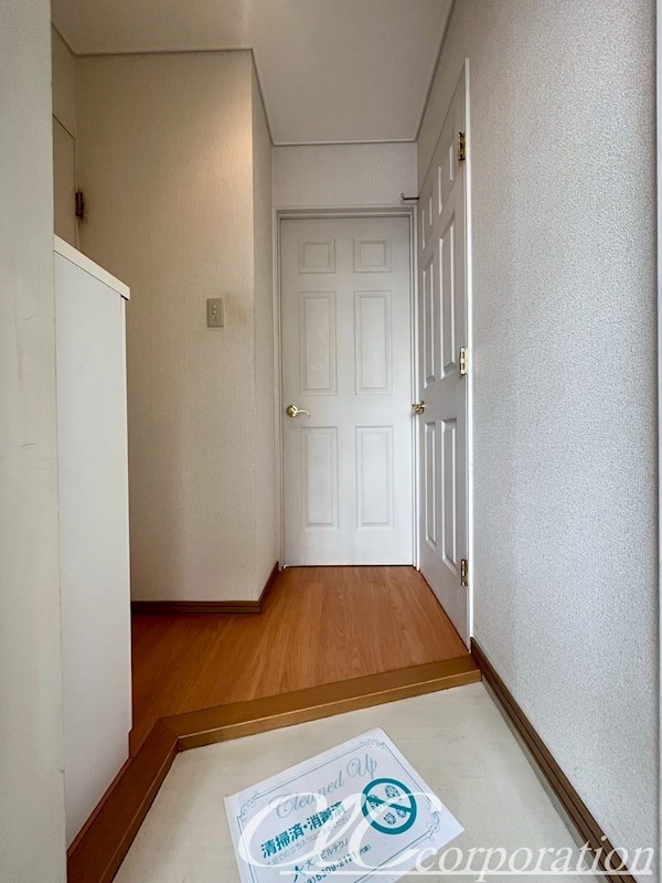 クレーテⅡ篠崎 玄関