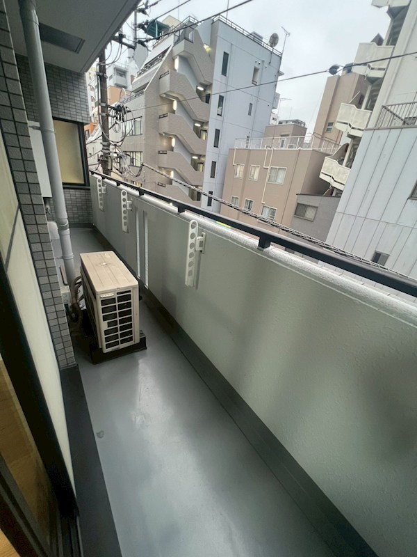 ＹＳビル ベランダ