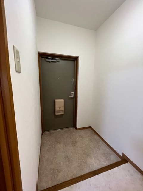 銀河ハイツ 玄関