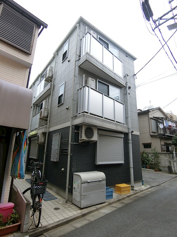 アーバンテラス小菅 302号室 外観