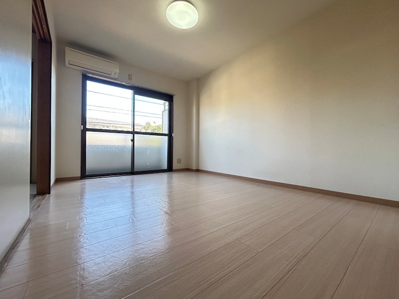 シェモア・モリタ ベッドルーム