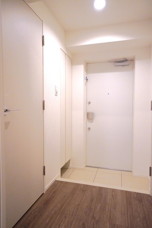 アジールコート山手動坂  玄関