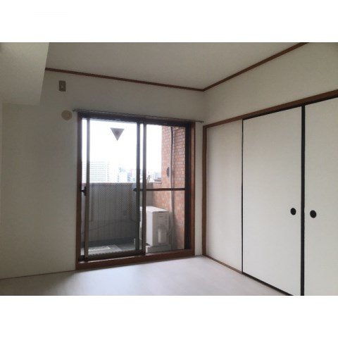 NBM  ベッドルーム