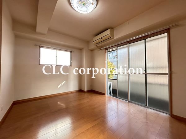 森マンション ベッドルーム