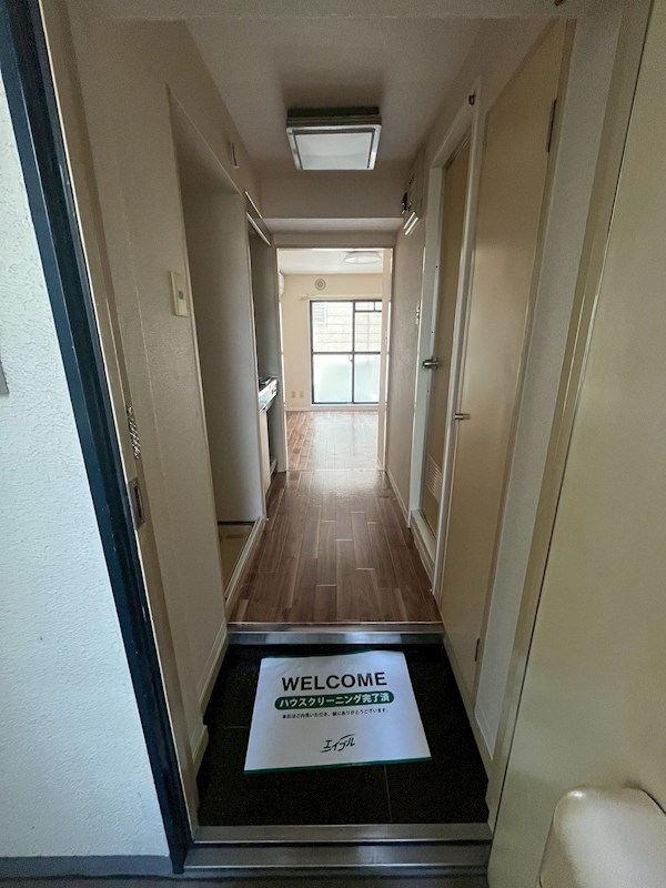 プラティーク町屋 玄関