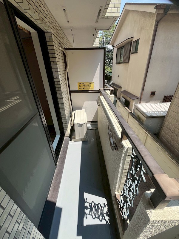 プラティーク町屋 ベランダ