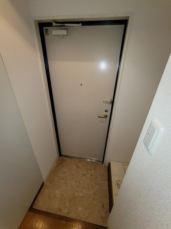 アルカサル浦安 玄関