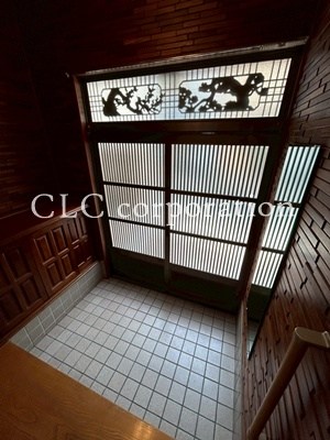 岡谷マンション 玄関
