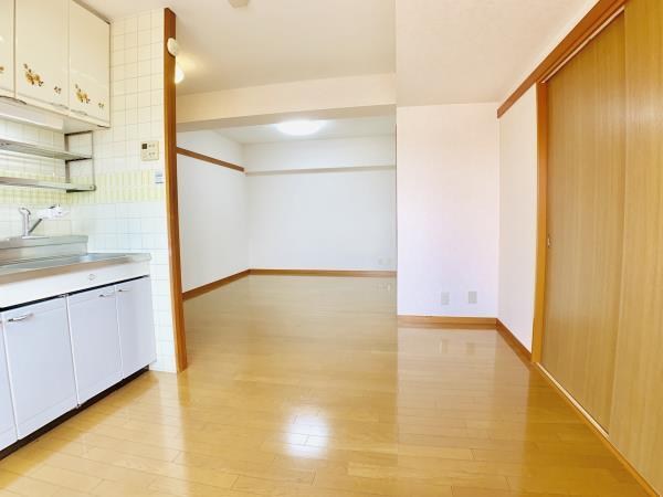 シャルム・Ｋ・カーサ   リビング