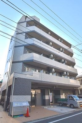 イル・コンソラーレ 外観