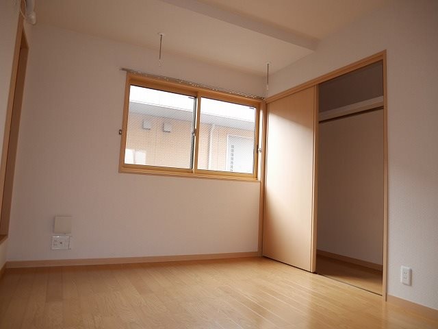 ネオコーポフロラⅠ ベッドルーム