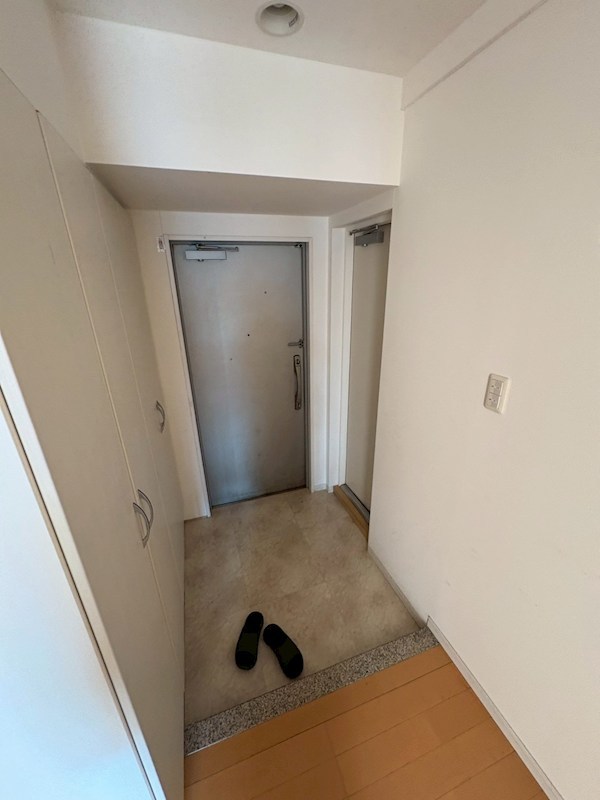 プライムアーバン千住 玄関