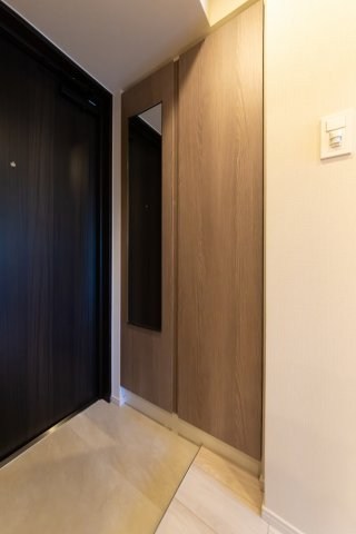 プラウドフラット西日暮里 玄関