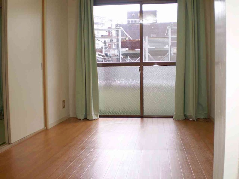 レジデンスこうだ リビング