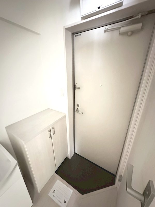 MELDIA南行徳 玄関