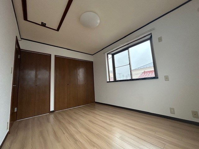 本一色3丁目貸戸建 ベッドルーム