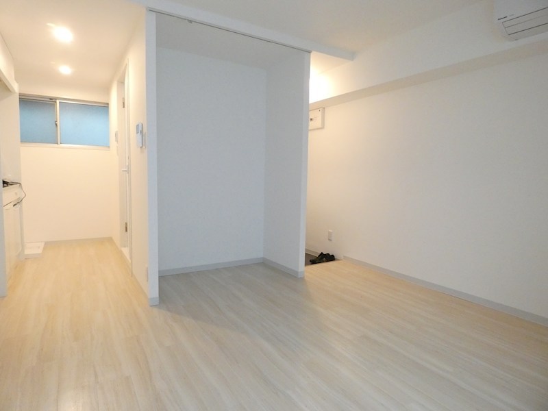 早川ビル リビング