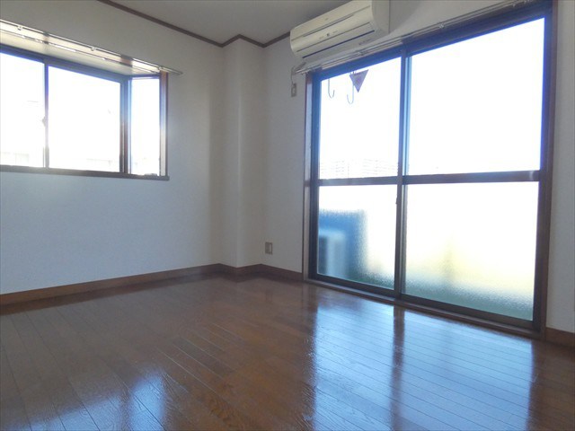 パークレーン東和 リビング