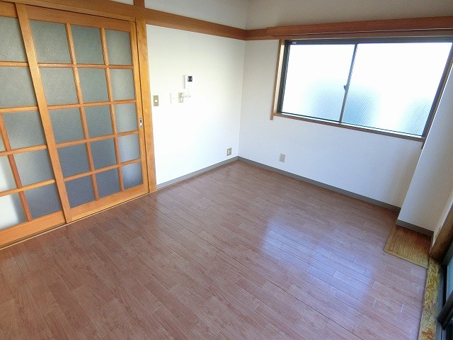 北川ビル ベッドルーム