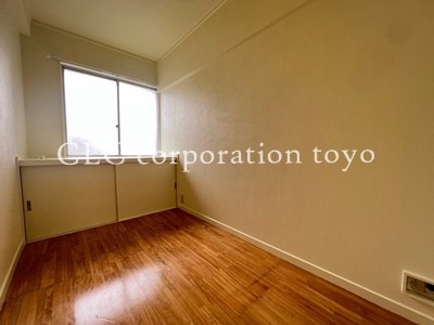 森田ビル ベッドルーム