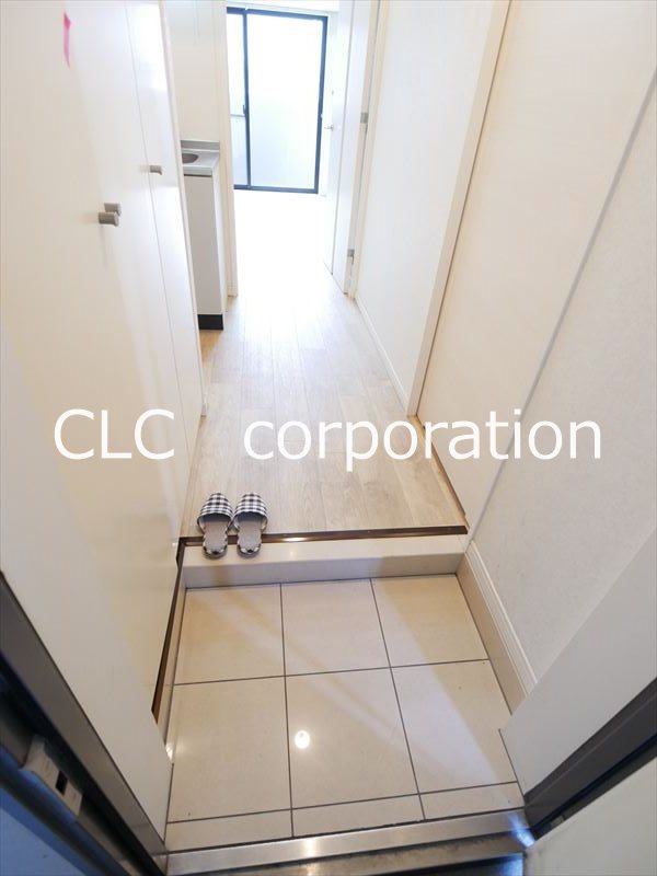 ウエストヴァイン 玄関