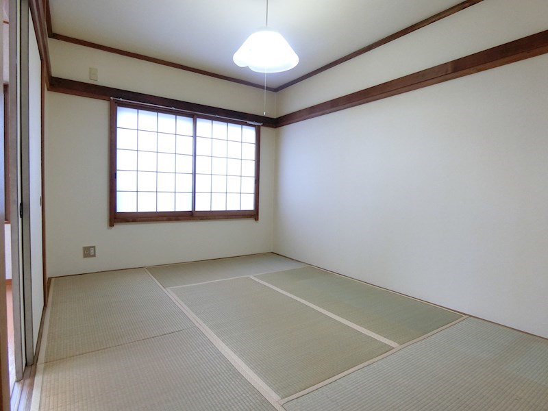 康安ビル ベッドルーム