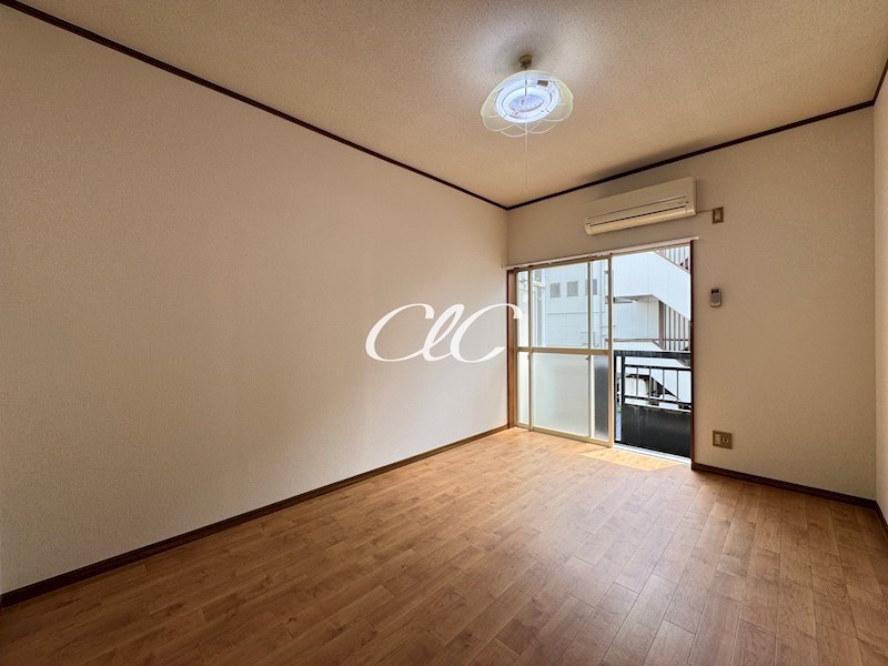 グッドラックシェル リビング