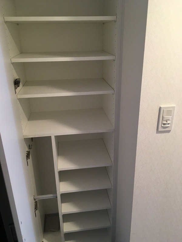 スカイコートパレス大島 玄関