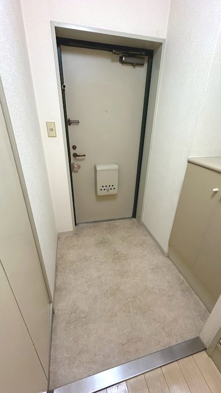 プライムシティ行徳 玄関