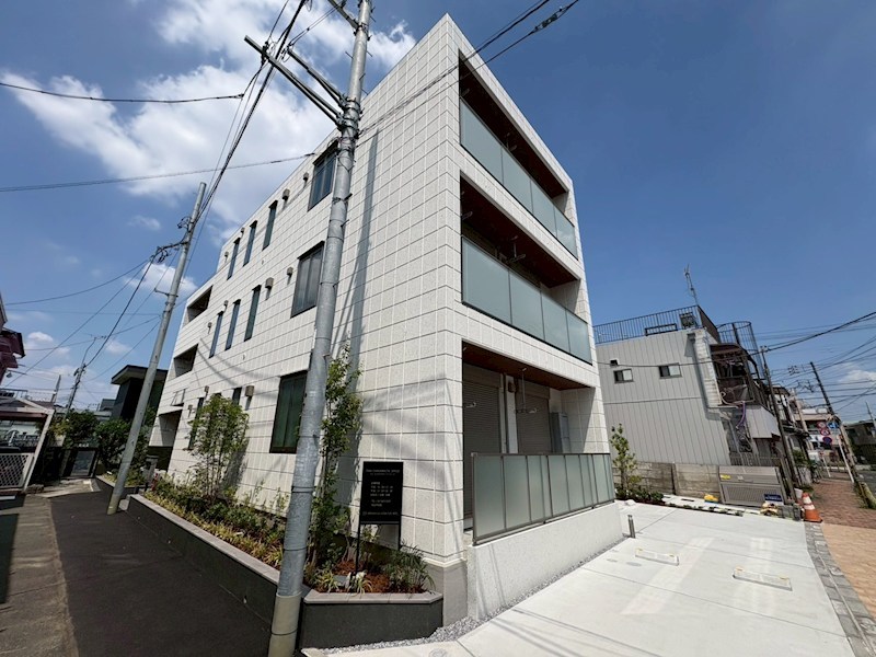 ｌ’ａｍｉ　ｄｅ　Ｌｉｏｎ 外観