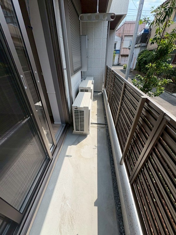 ｌ&amp;rsquo;ａｍｉ　ｄｅ　Ｌｉｏｎ ベランダ