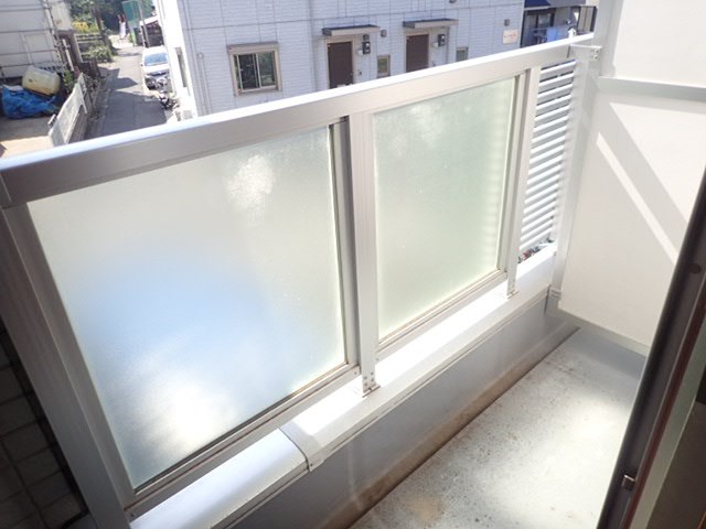 リブリ・クローバー ベランダ