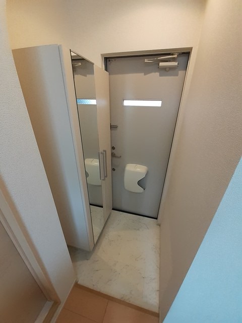 ラビット・イヤー・アイリス 玄関