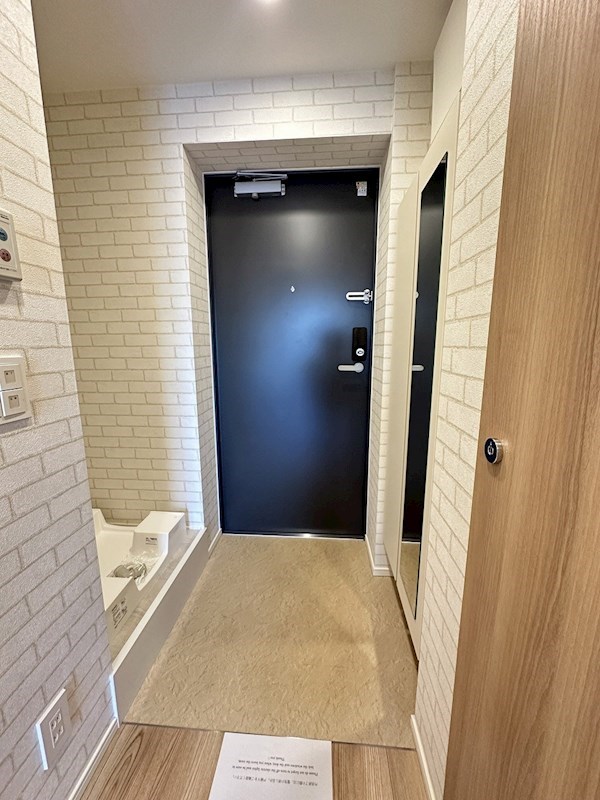 ストーリア市川行徳 玄関