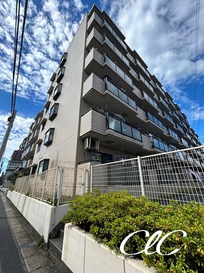 エステートシンサダ 外観写真