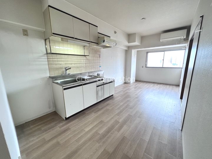 サンフレアサクマ15 リビング